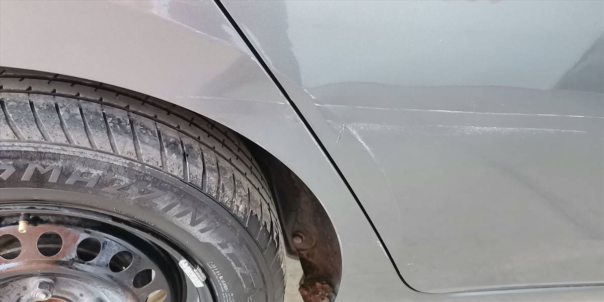 NISSAN VERSA MT 1.6 - Imagen 52