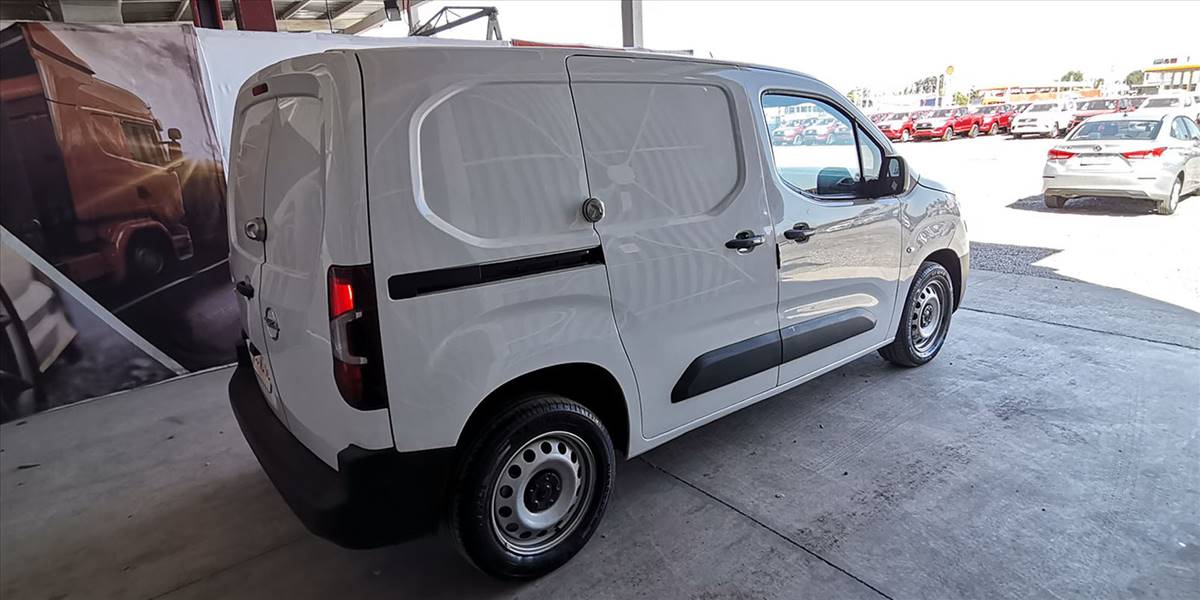 OPEL COMBO 1.6 - Imagen 13