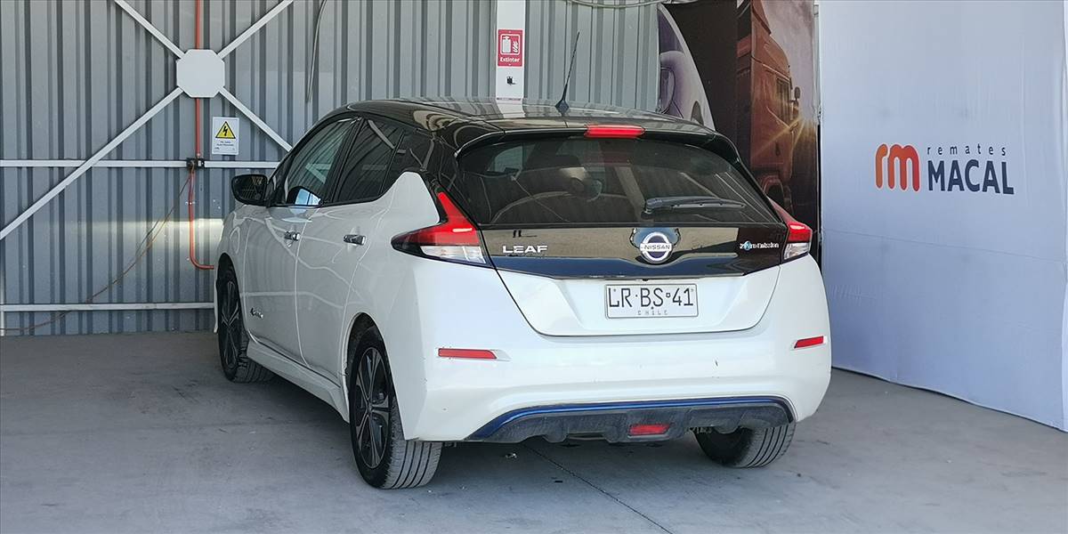 NISSAN LEAF AUT - Imagen 5