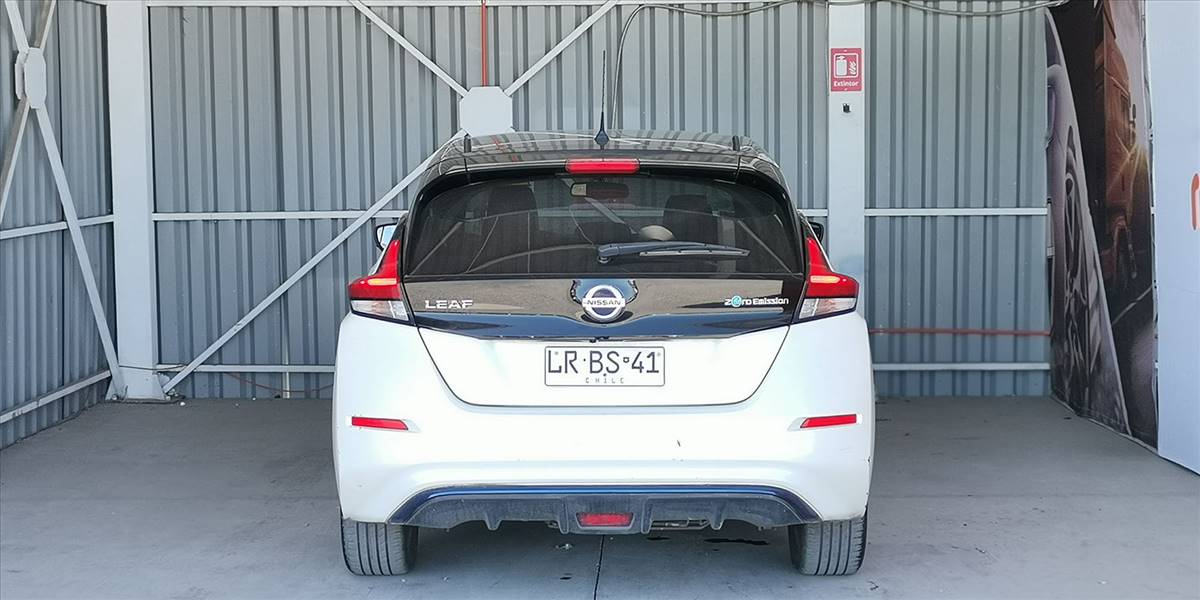 NISSAN LEAF AUT - Imagen 12