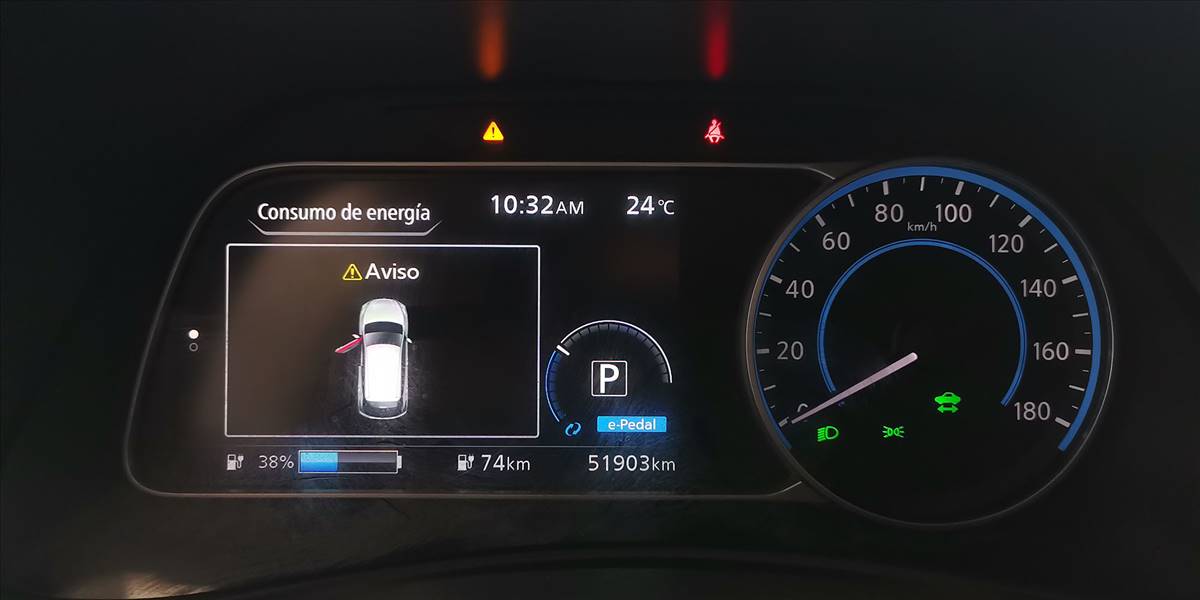 NISSAN LEAF AUT - Imagen 24