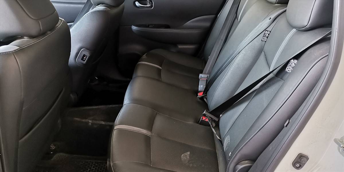 NISSAN LEAF AUT - Imagen 26