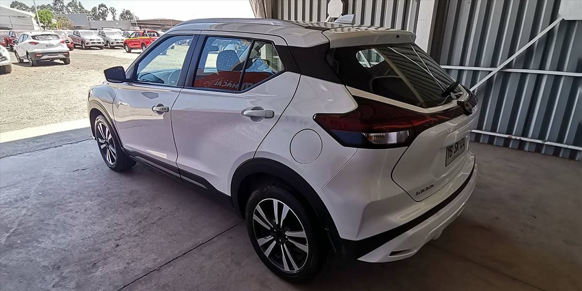 NISSAN KICKS MT 1.6 - Imagen 15