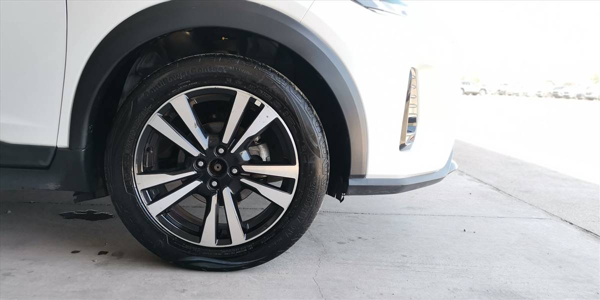 NISSAN KICKS MT 1.6 - Imagen 22