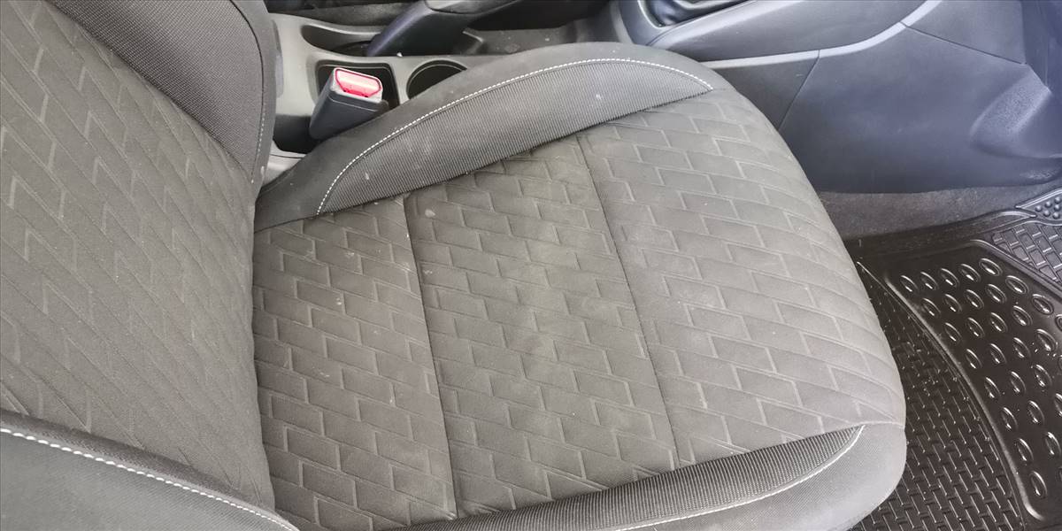 NISSAN KICKS MT 1.6 - Imagen 37