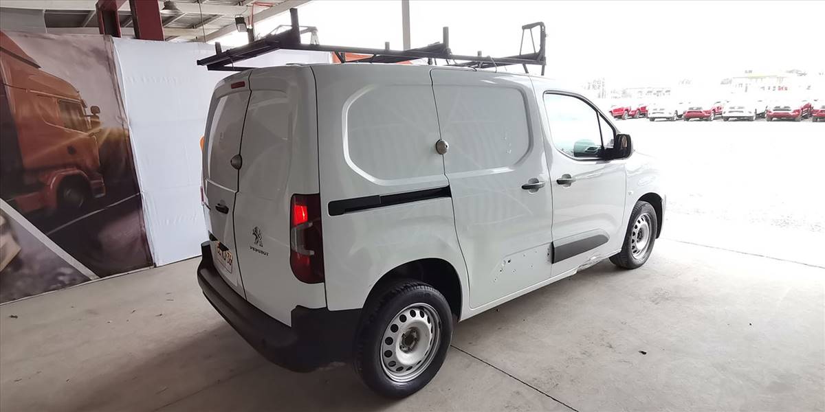 PEUGEOT PARTNER L1 BLUE HDI 100 1.5 - Imagen 13