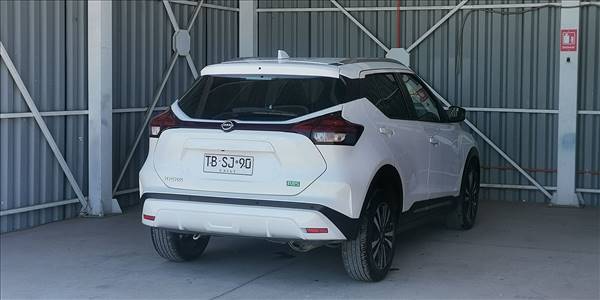 NISSAN KICKS MT 1.6 - Imagen 7