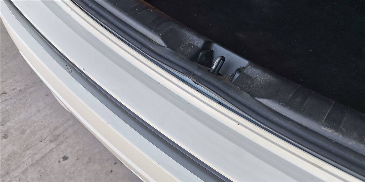 NISSAN KICKS MT 1.6 - Imagen 35