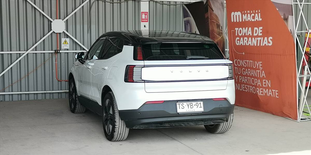 VOLVO EX30 E60 CORE AUT - Imagen 8