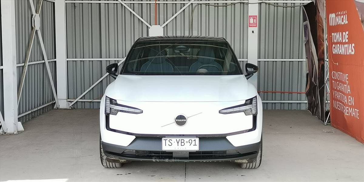 VOLVO EX30 E60 CORE AUT - Imagen 12