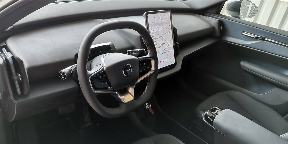 VOLVO EX30 E60 CORE AUT - Imagen 24