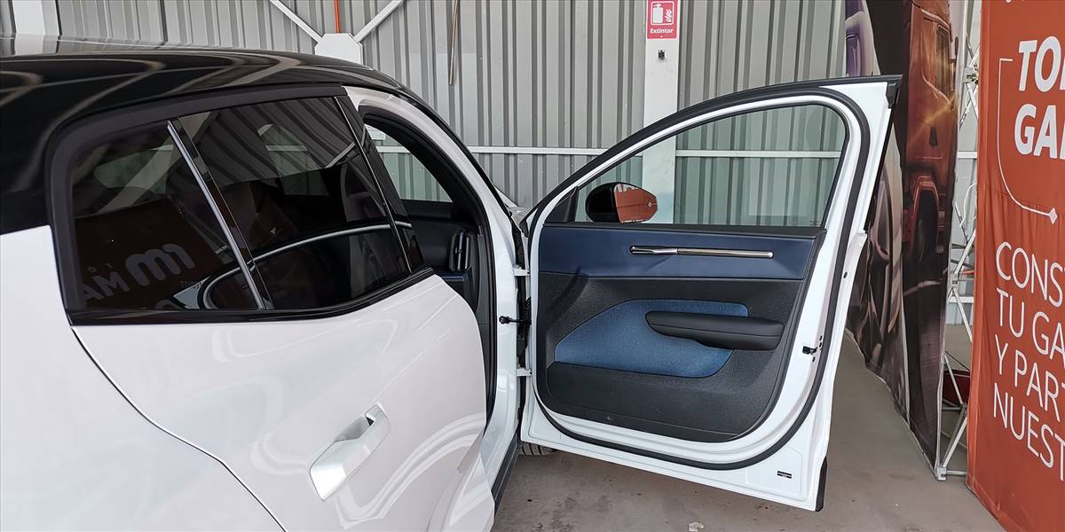 VOLVO EX30 E60 CORE AUT - Imagen 31