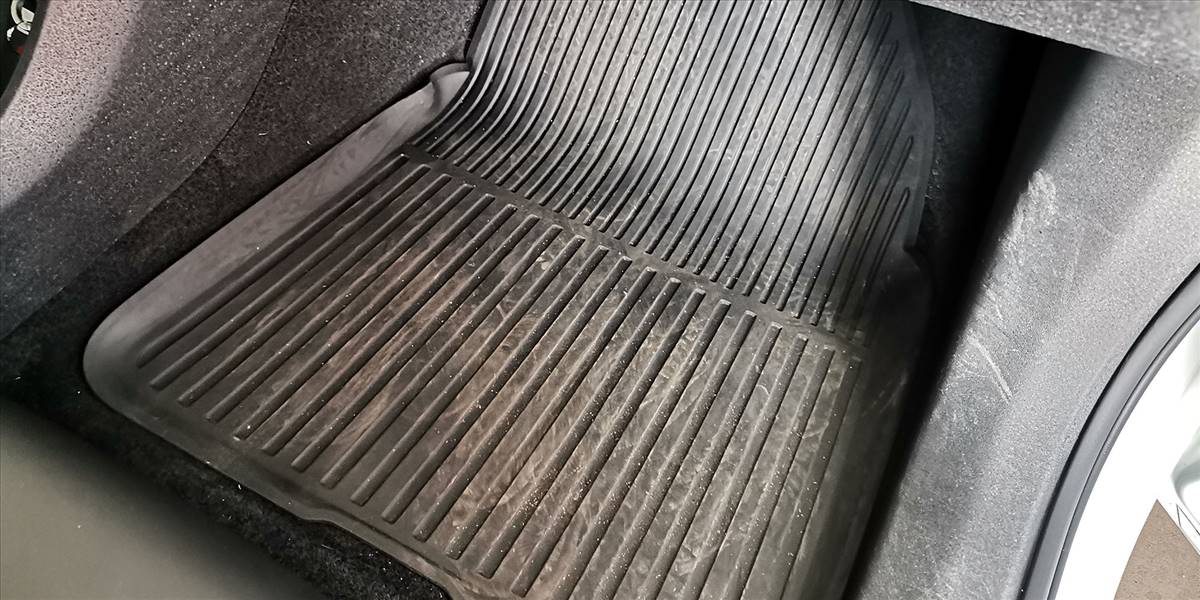 VOLVO EX30 E60 CORE AUT - Imagen 34