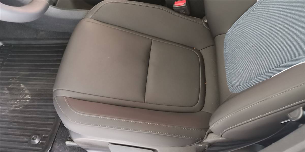 VOLVO EX30 E60 CORE AUT - Imagen 35