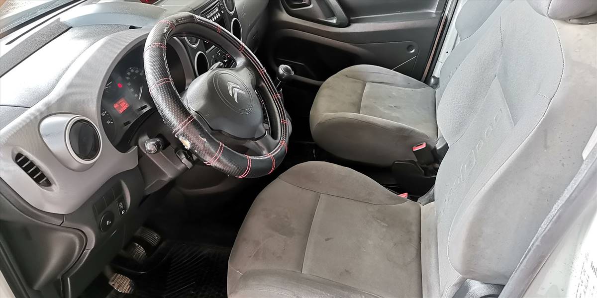 CITROËN BERLINGO B9 HDI 1.6 - Imagen 25
