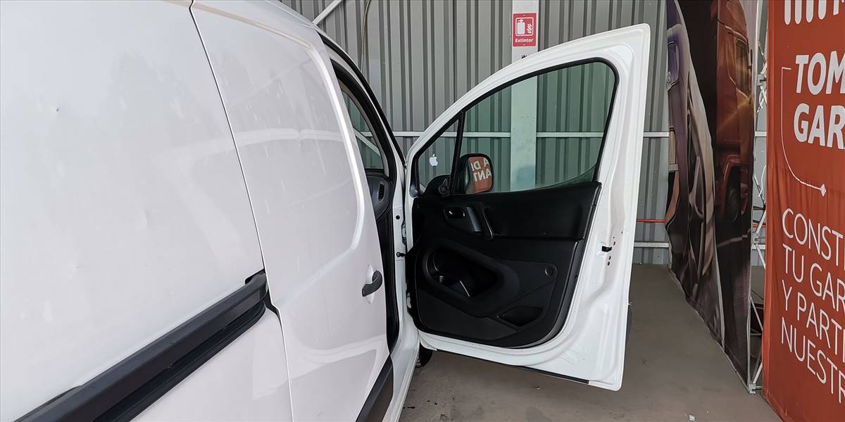 CITROËN BERLINGO B9 HDI 1.6 - Imagen 27