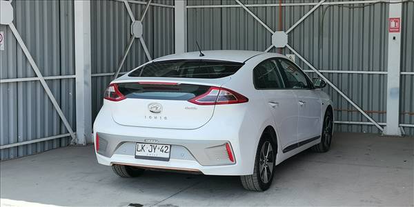 HYUNDAI IONIQ EV GLS - Imagen 7