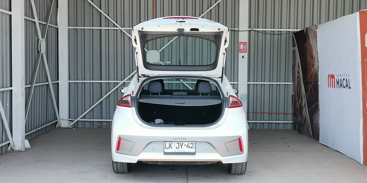 HYUNDAI IONIQ EV GLS - Imagen 26