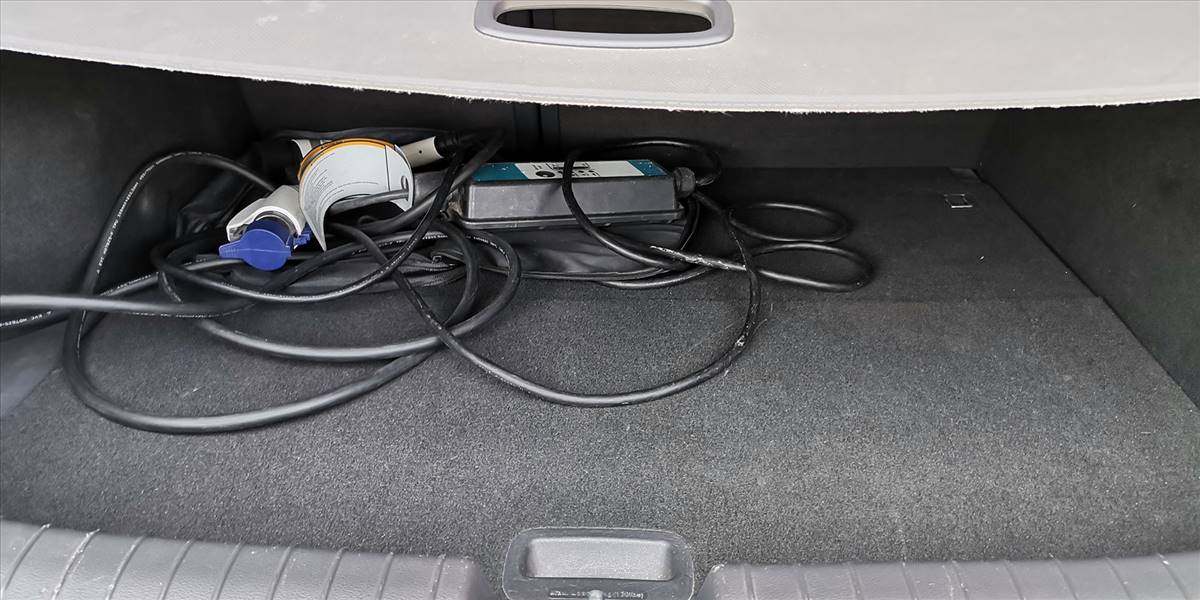 HYUNDAI IONIQ EV GLS - Imagen 27
