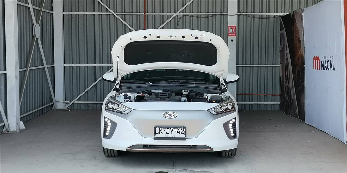 HYUNDAI IONIQ EV GLS - Imagen 29