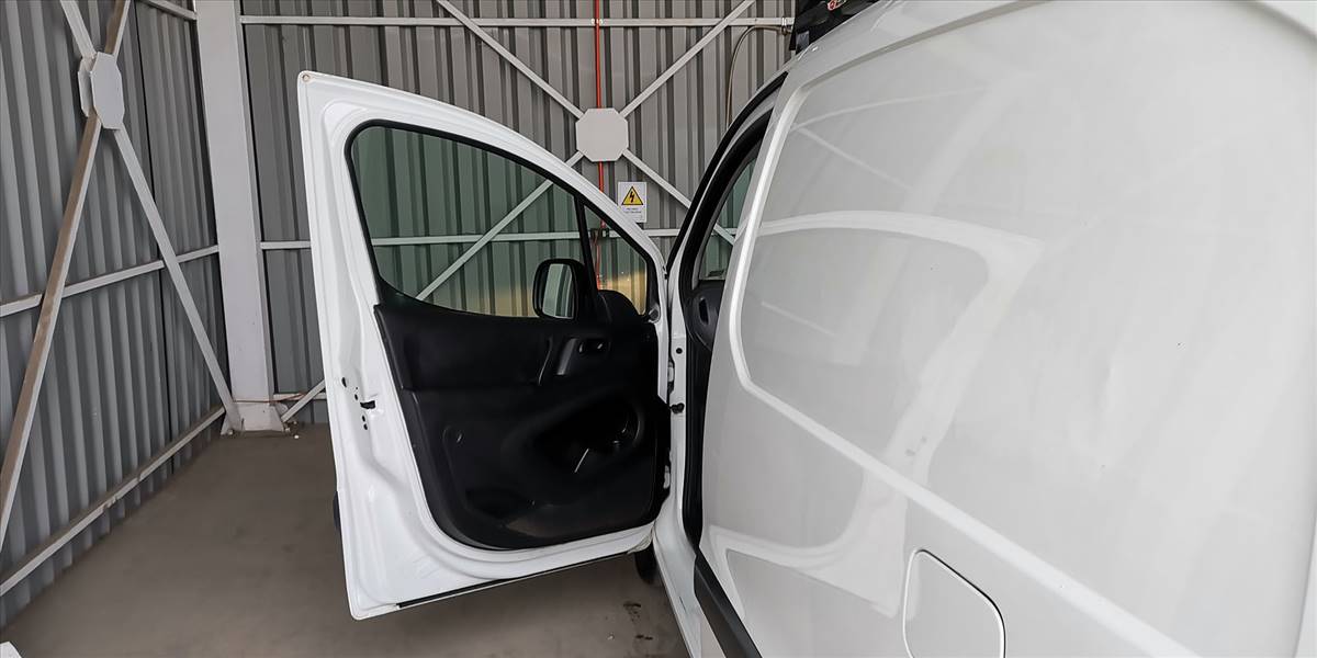 PEUGEOT PARTNER 1.6 - Imagen 24