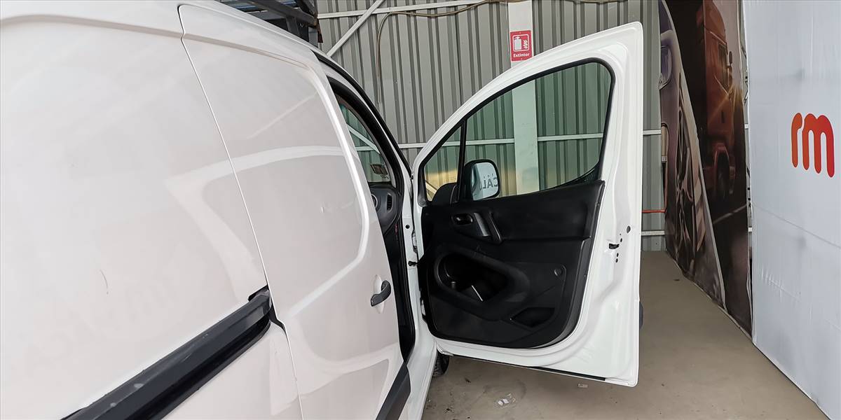 PEUGEOT PARTNER 1.6 - Imagen 25