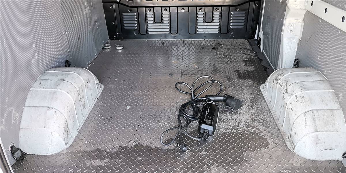 MAXUS EV30 AUT - Imagen 23