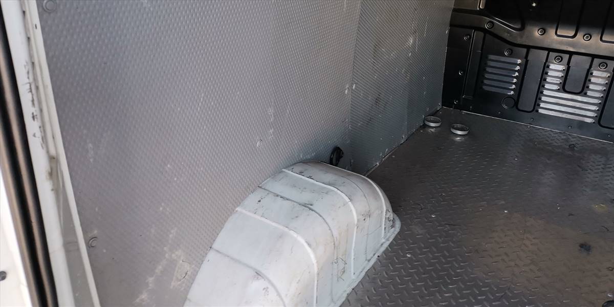 MAXUS EV30 AUT - Imagen 79