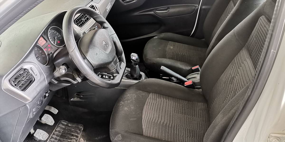 PEUGEOT 301 ACTIVE 1.6 - Imagen 28