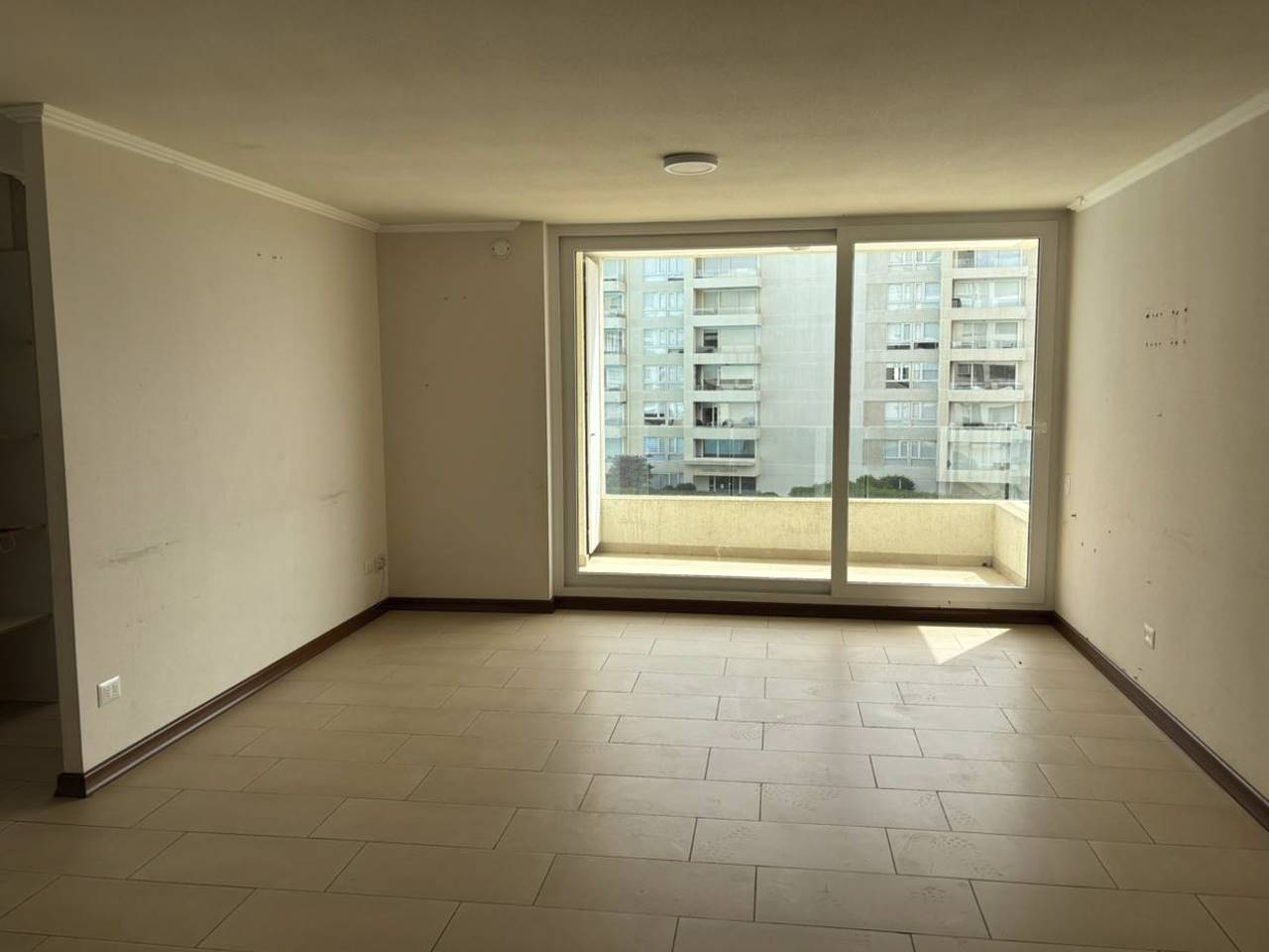 Av. El Estero 217, Depto. 409 - Imagen 1