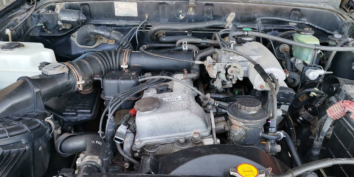 TOYOTA HI LUX D CAB 2.4 - Imagen 16