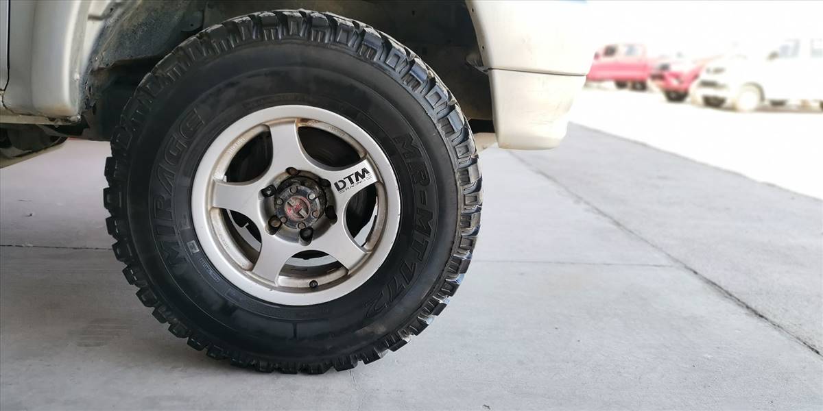 TOYOTA HI LUX D CAB 2.4 - Imagen 17