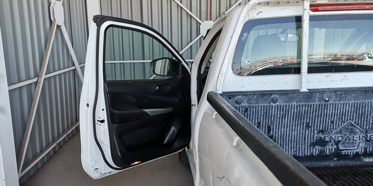 NISSAN NP300 2.3 - Imagen 27