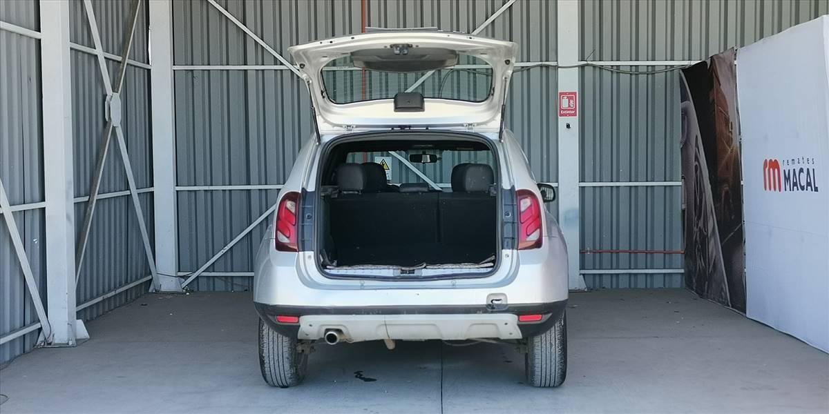 RENAULT DUSTER DYNAMIQUE 4X4 2.0 - Imagen 13