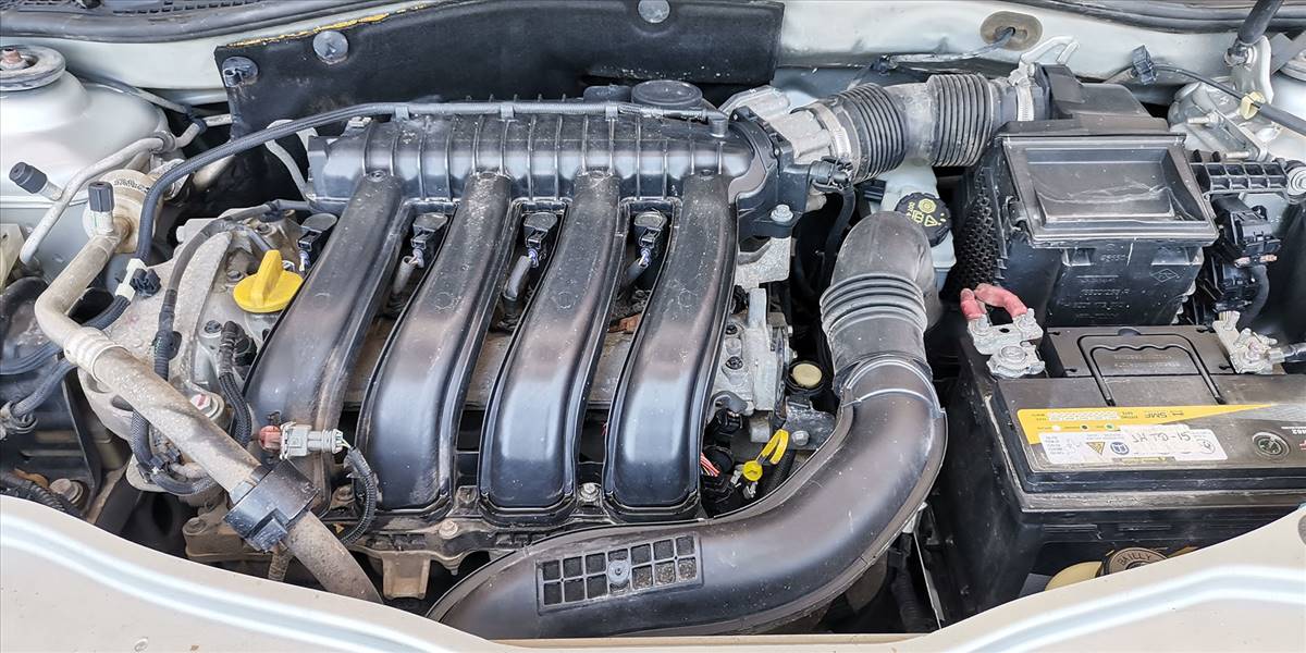 RENAULT DUSTER DYNAMIQUE 4X4 2.0 - Imagen 16