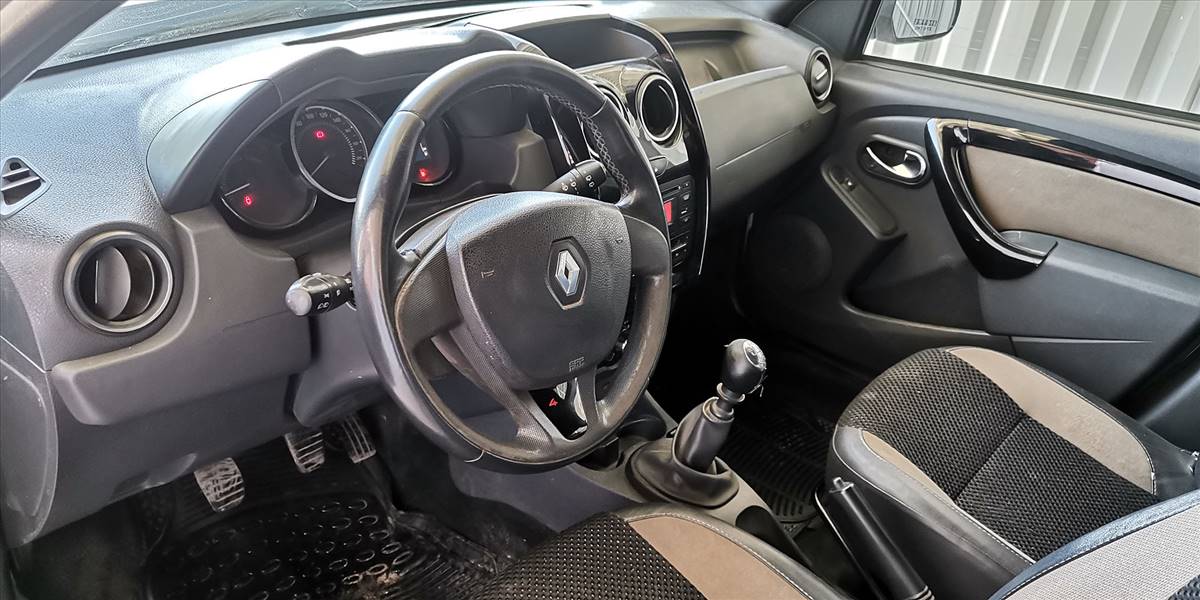 RENAULT DUSTER DYNAMIQUE 4X4 2.0 - Imagen 21