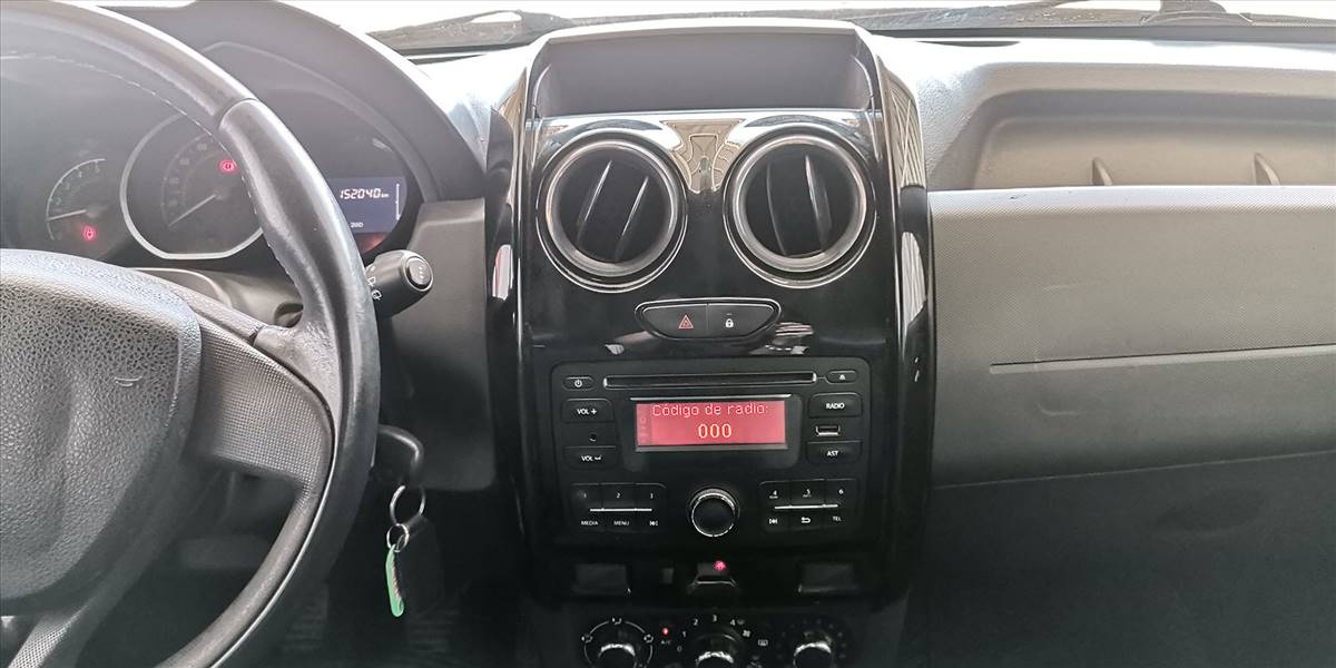 RENAULT DUSTER DYNAMIQUE 4X4 2.0 - Imagen 23
