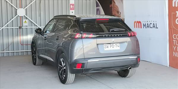 PEUGEOT 2008 BLUE HDI 130 EAT8 1.5 AUT - Imagen 6