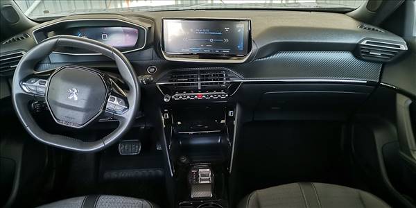 PEUGEOT 2008 BLUE HDI 130 EAT8 1.5 AUT - Imagen 8