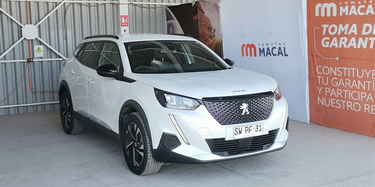 PEUGEOT 2008 BLUE HDI 130 EAT8 1.5 AUT - Imagen 1