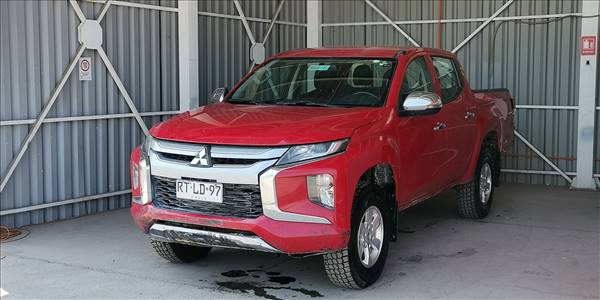 MITSUBISHI L200 KATANA CRT 4X4 2.4 - Imagen 12