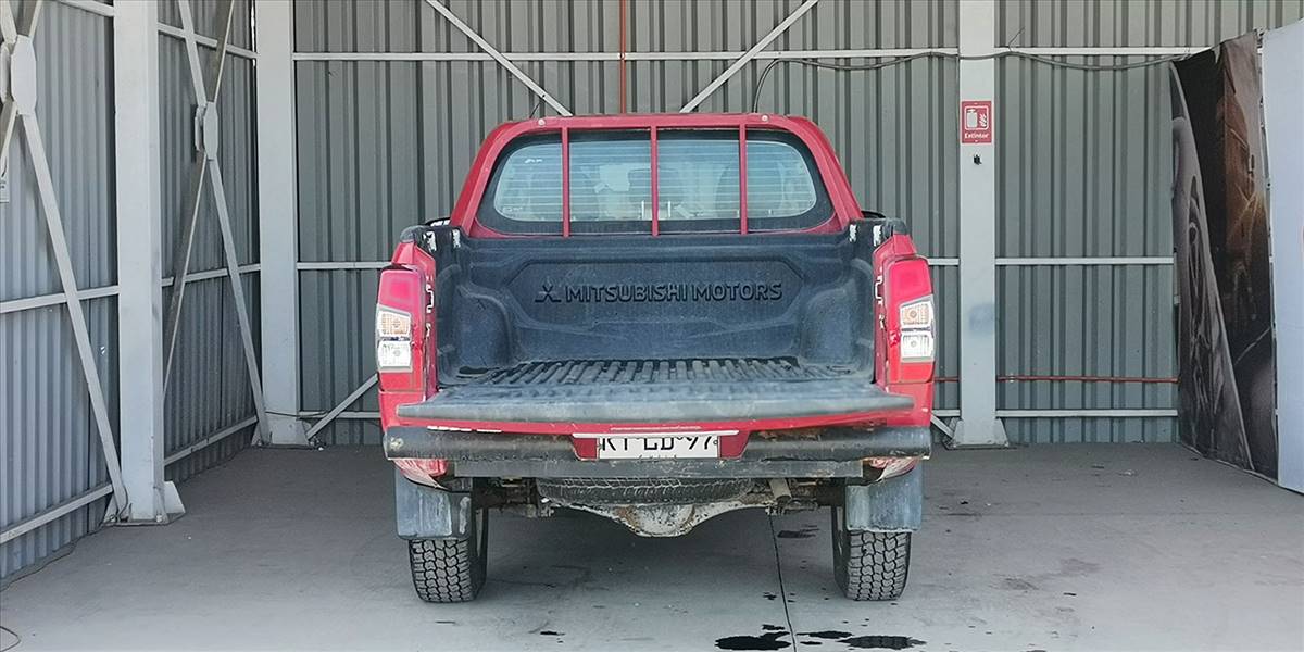 MITSUBISHI L200 KATANA CRT 4X4 2.4 - Imagen 75