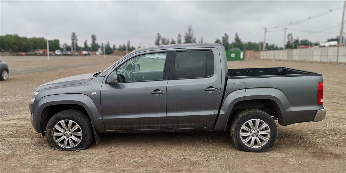 VOLKSWAGEN AMAROK HIGHLINE TDI 4X4 2.0 AUT - Imagen 10