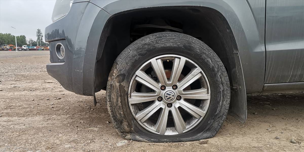 VOLKSWAGEN AMAROK HIGHLINE TDI 4X4 2.0 AUT - Imagen 17
