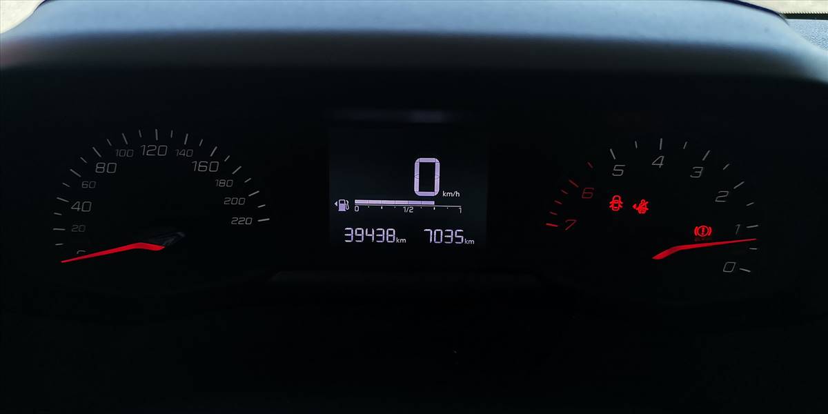 PEUGEOT 208 STYLE PURETECH 75 1.2 - Imagen 27