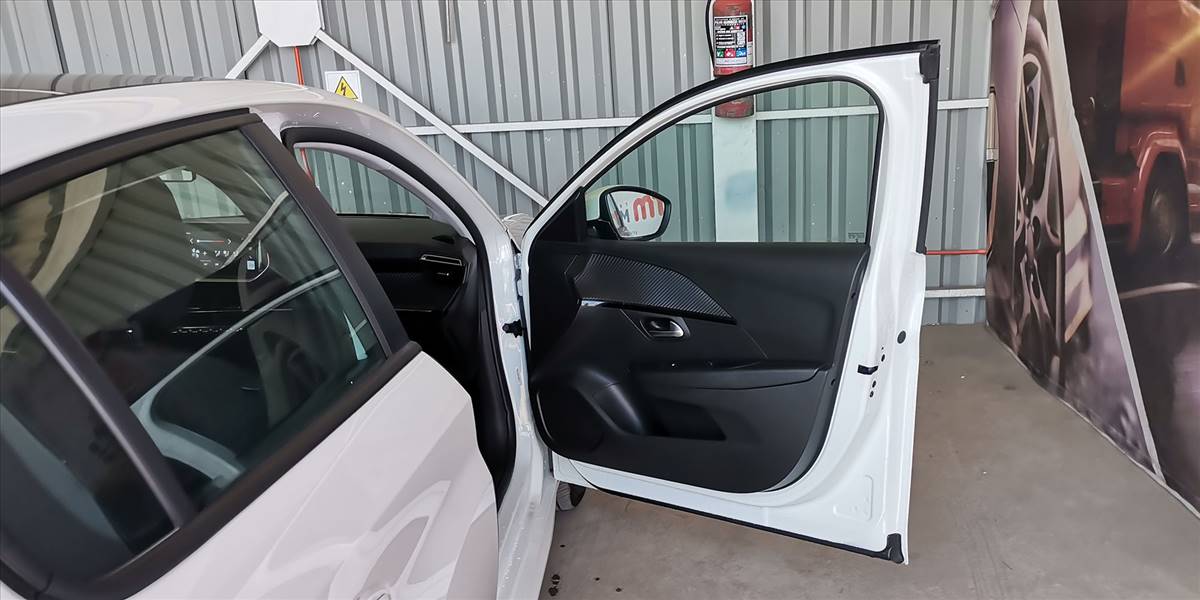 PEUGEOT 208 STYLE PURETECH 75 1.2 - Imagen 32