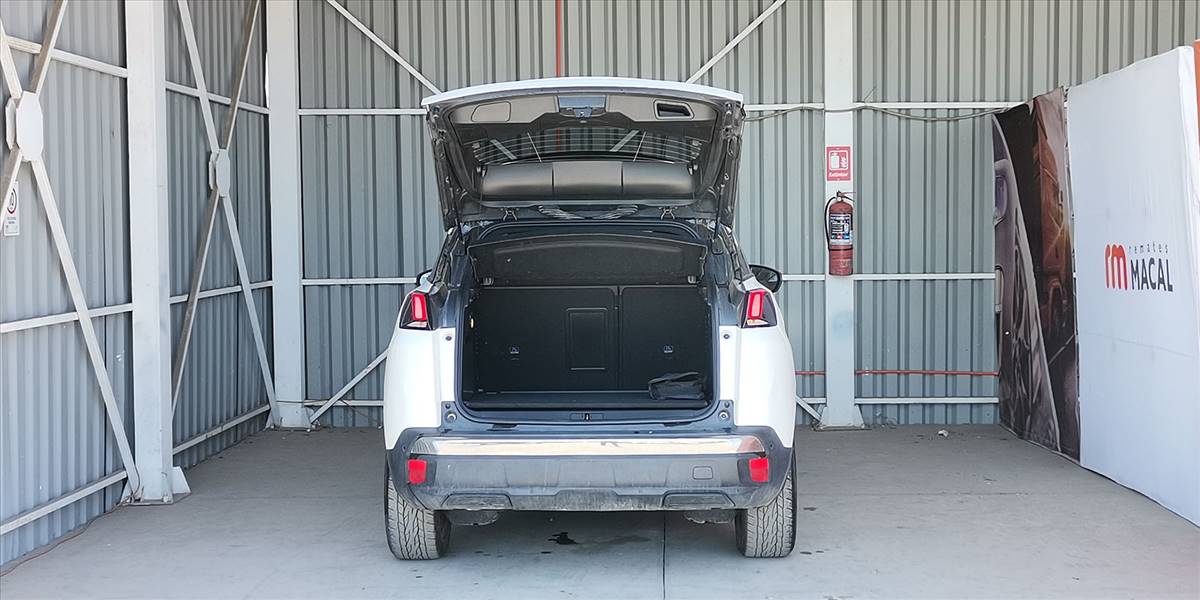 PEUGEOT 3008 BLUE HDI 130 EAT8 1.5 AUT - Imagen 13