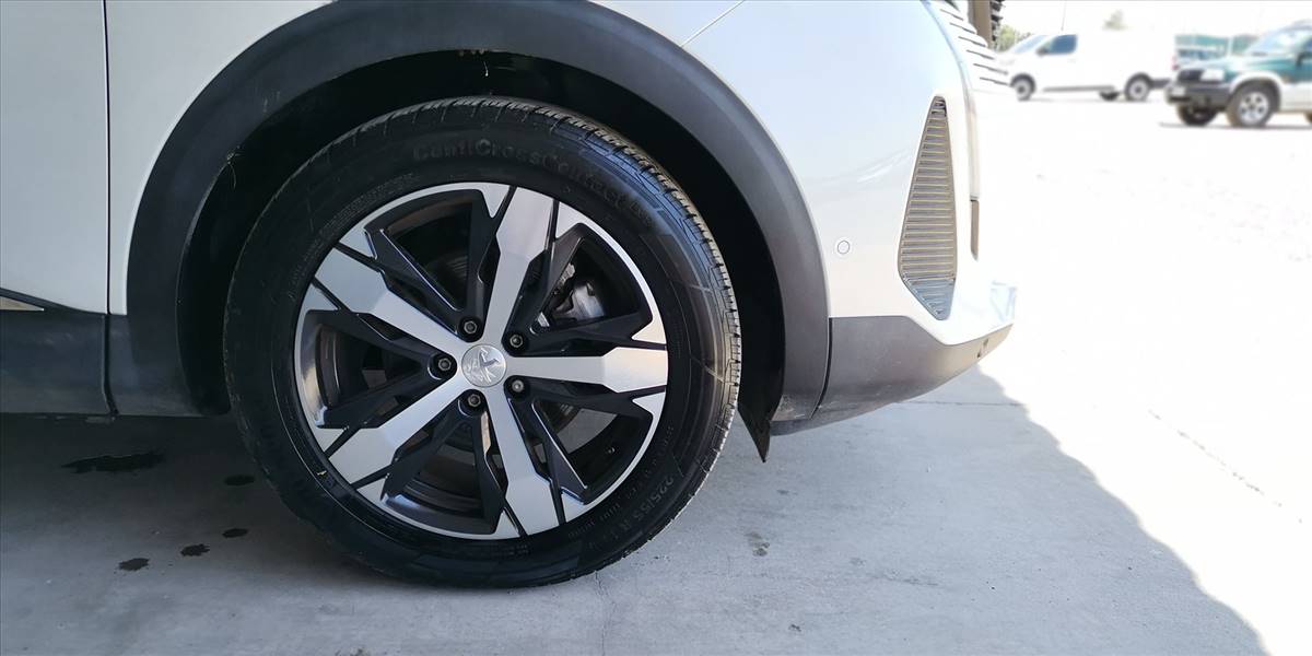 PEUGEOT 3008 BLUE HDI 130 EAT8 1.5 AUT - Imagen 17