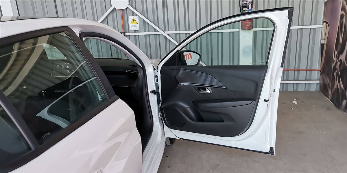 PEUGEOT 208 STYLE PURETECH 75 1.2 - Imagen 31