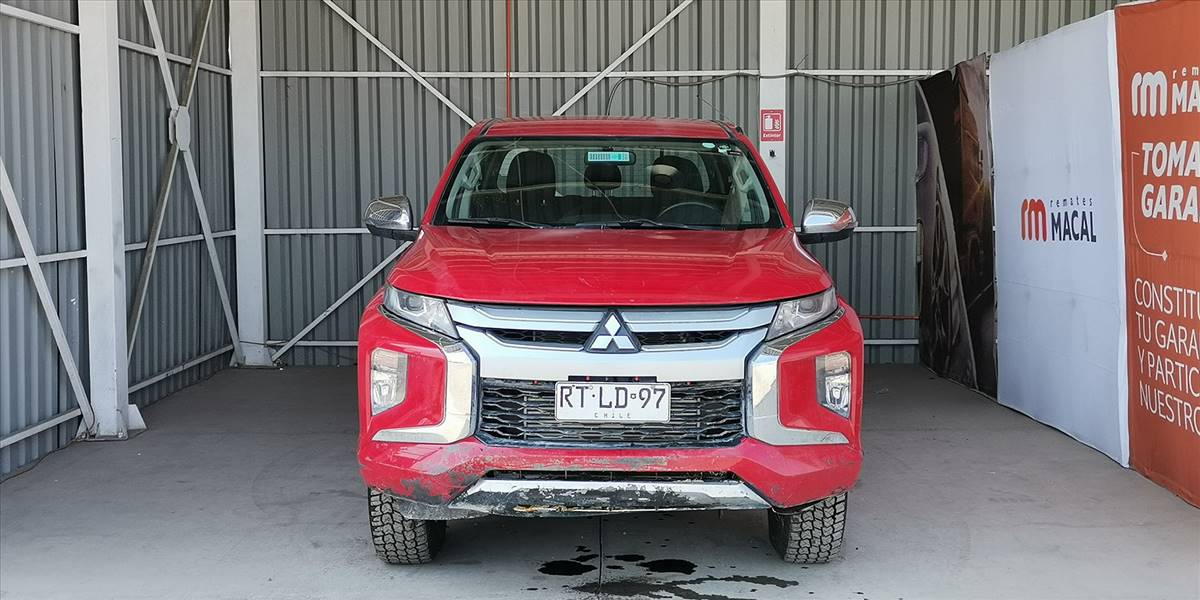 MITSUBISHI L200 KATANA CRT 4X4 2.4 - Imagen 46